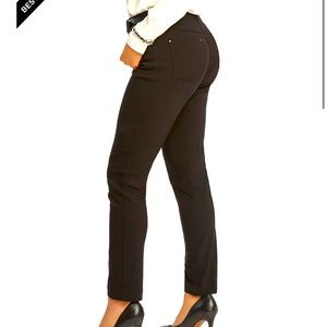 89th + Madison Brown Pants Size 12 ♥️ Super Chic! In great condition!